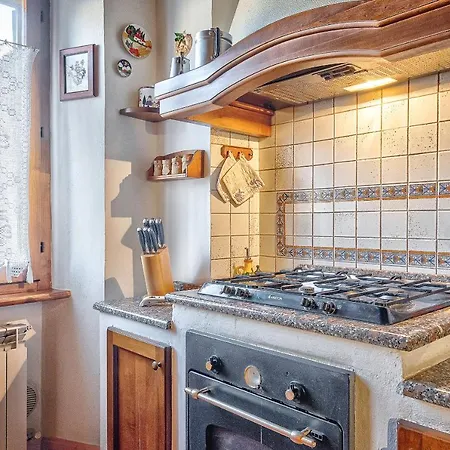 Renaissance Apartment *