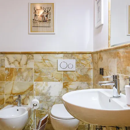 Apartment Renaissance *